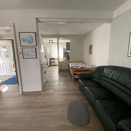 Ferienwohnung Mit Separatem Eingang Und Parkplatz, Ideal Fuer Handwerker Und Geschaeftsreisende Dorf Mecklenburg Zewnętrze zdjęcie