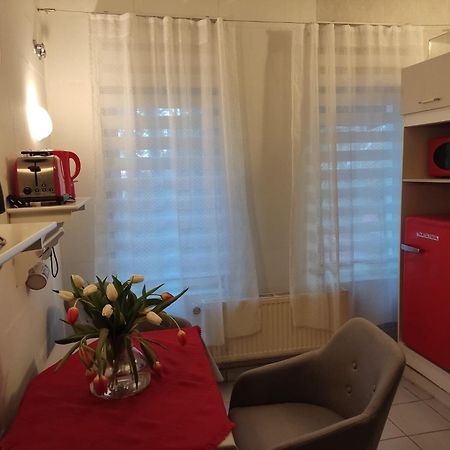 Ferienwohnung Mit Separatem Eingang Und Parkplatz, Ideal Fuer Handwerker Und Geschaeftsreisende Dorf Mecklenburg Zewnętrze zdjęcie